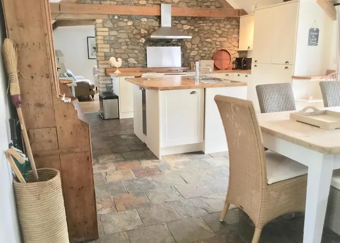 Cuckoo Barn At Penygaer Farm Near The Brecon Beacons