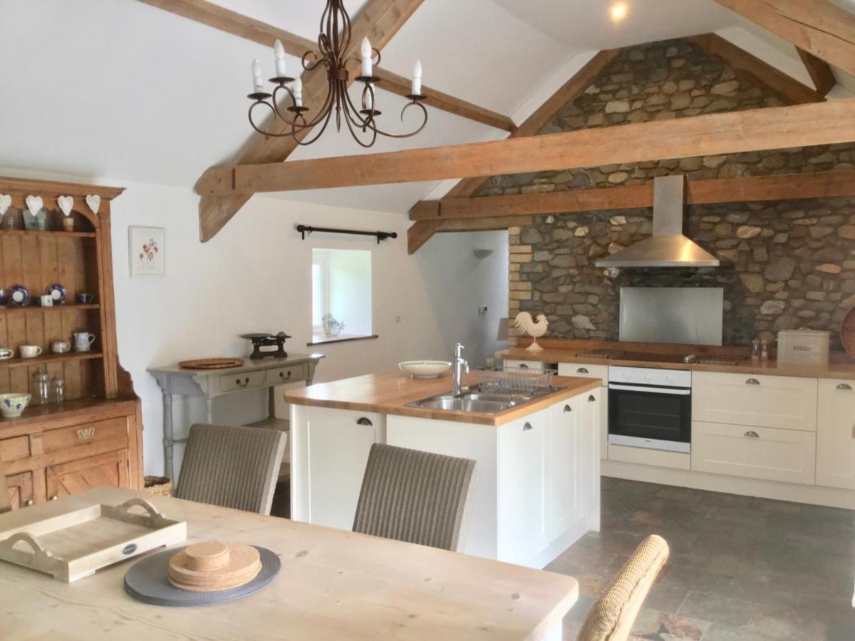 Cuckoo Barn At Penygaer Farm Near The Brecon Beacons Holiday home Llandovery