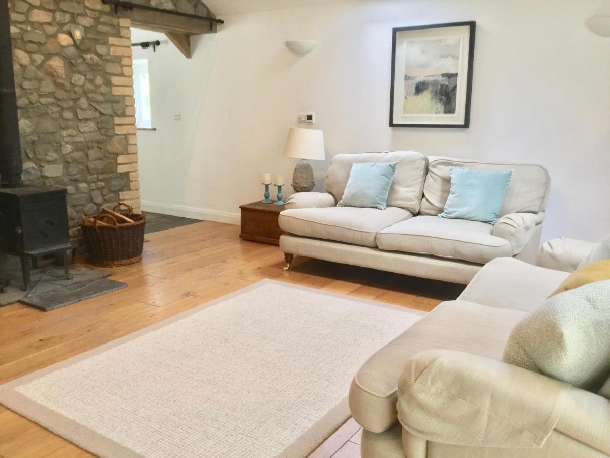Holiday home Cuckoo Barn At Penygaer Farm Near The Brecon Beacons *